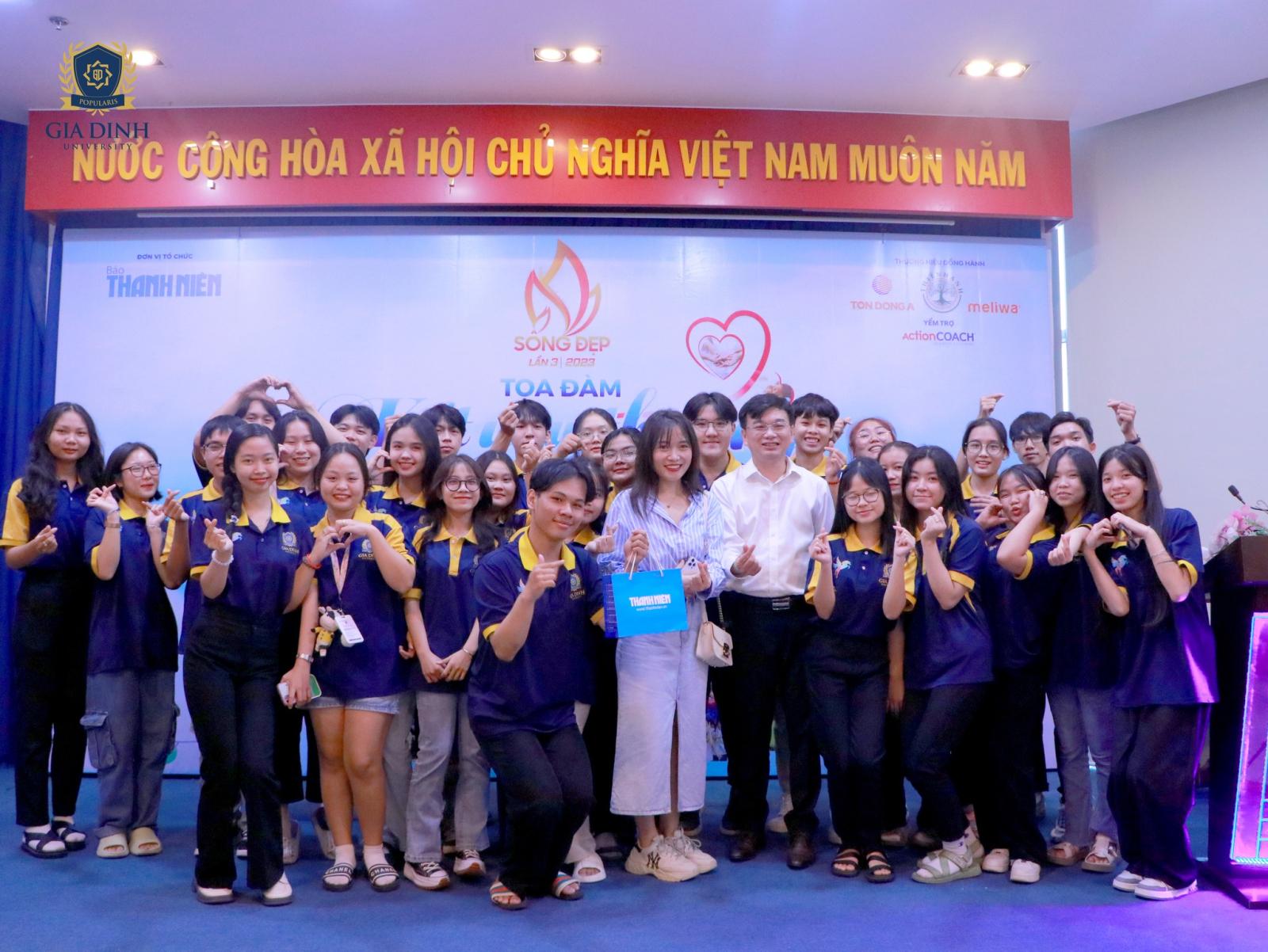 Biểu đồ các ngành nghề hot tuyển dụng sinh viên năm cuối, CNTT, Marketing, Tài chính...