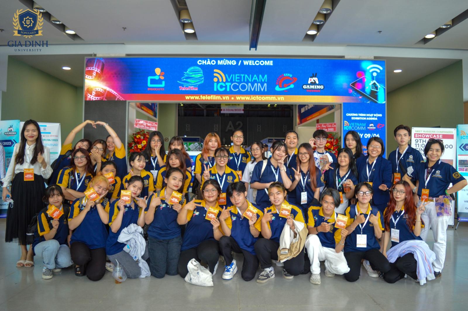 Cựu sinh viên công nghệ truyền thông sáng tạo nội dung