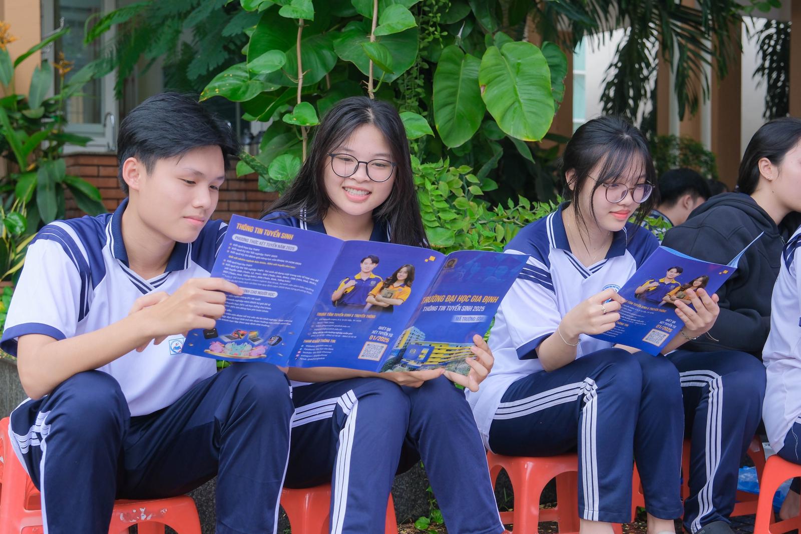 Kỳ thi tốt nghiệp THPT trong giáo dục Việt Nam, đổi mới phương pháp đánh giá học sinh