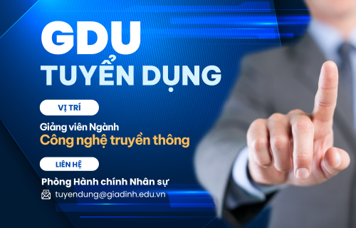 Sinh viên truyền thông học các môn học chuyên ngành