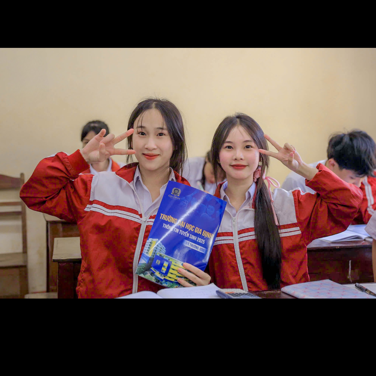 Sinh viên ngành truyền thông tính toán chi phí học tập hàng năm