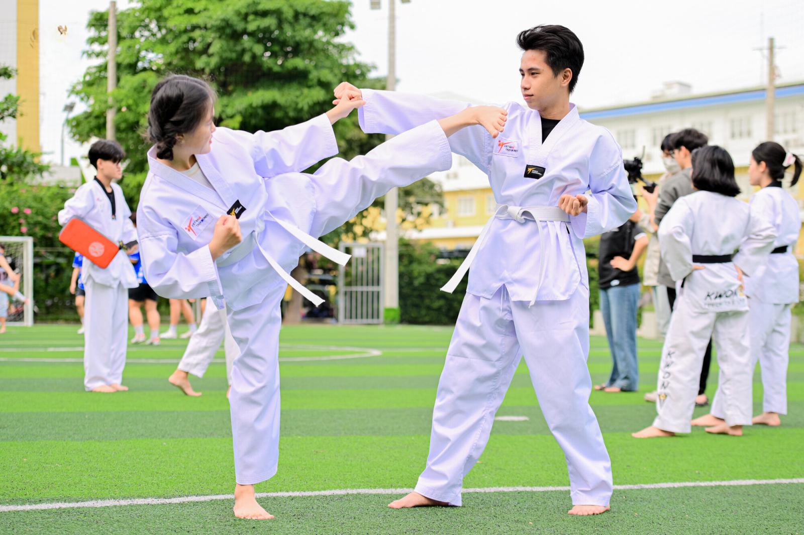 Tham gia hoạt động ngoại khóa tích cực giúp phát triển kỹ năng mềm