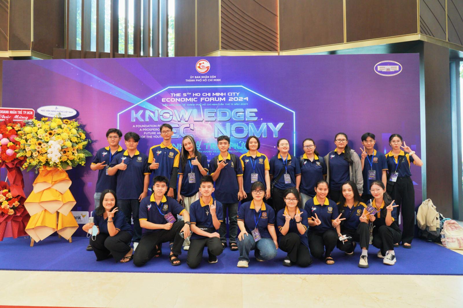 Thị trường việc làm ngành truyền thông tại Việt Nam sôi động và nhiều tiềm năng