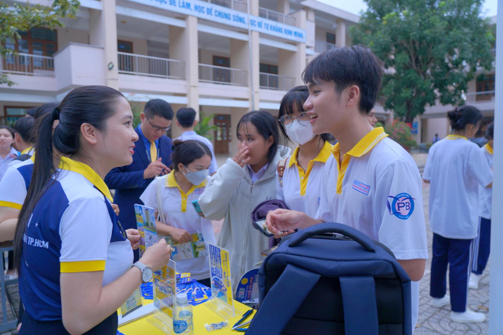 Tim hiểu về xét tuyển sớm giúp tăng cơ hội vào đại học