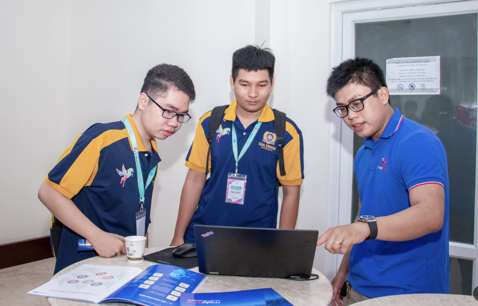 Ứng dụng AI và VR trong truyền thông cá nhân