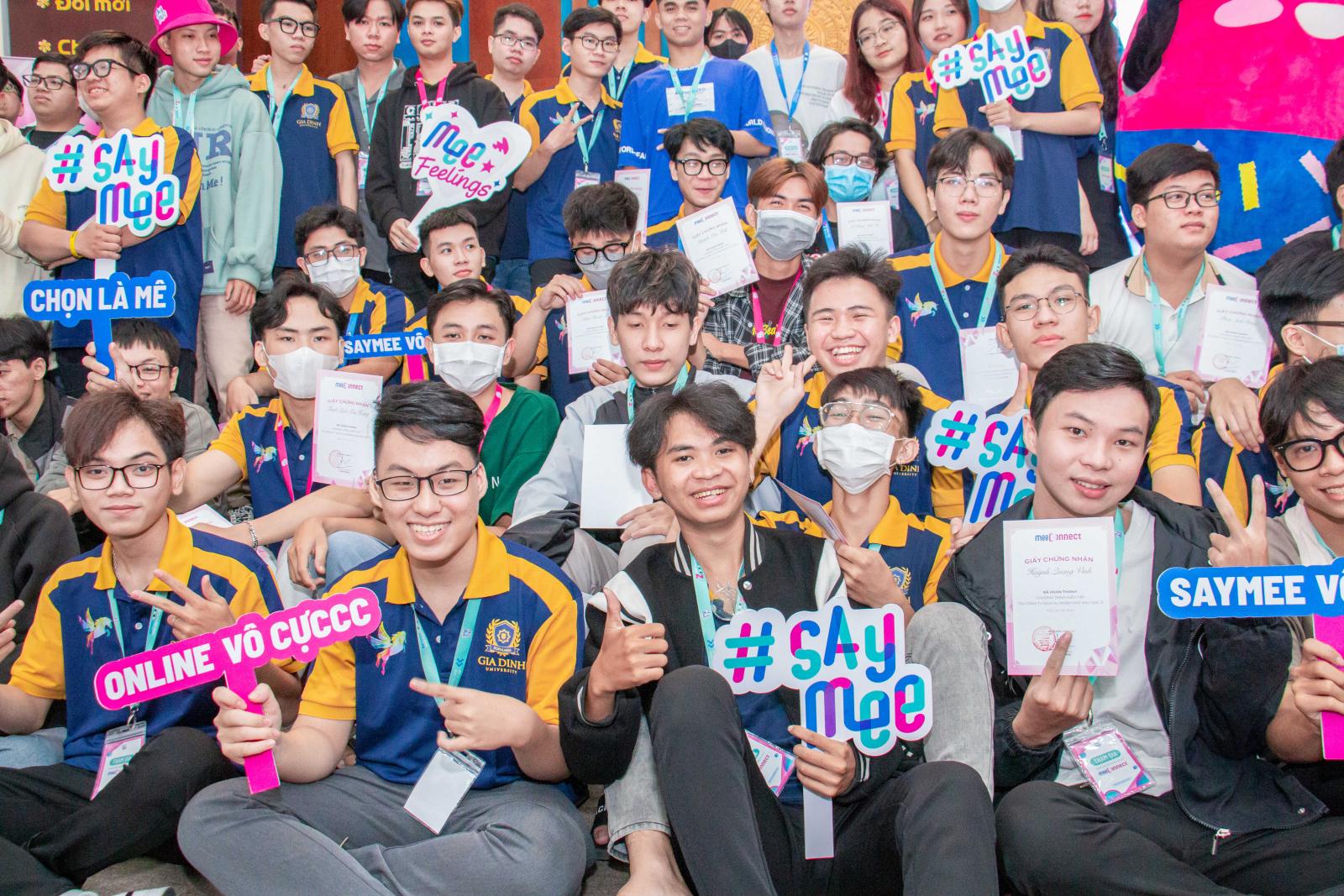 Ứng viên sử dụng các kênh tìm việc trực tuyến để tìm kiếm cơ hội việc làm